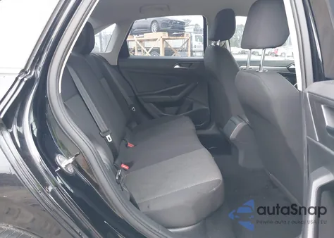 2019 Volkswagen Jetta 1.4T R-Line/1.4T S/1.4T Se z USA, uszkodzony, nr VIN 3VWC57BUXKM248955